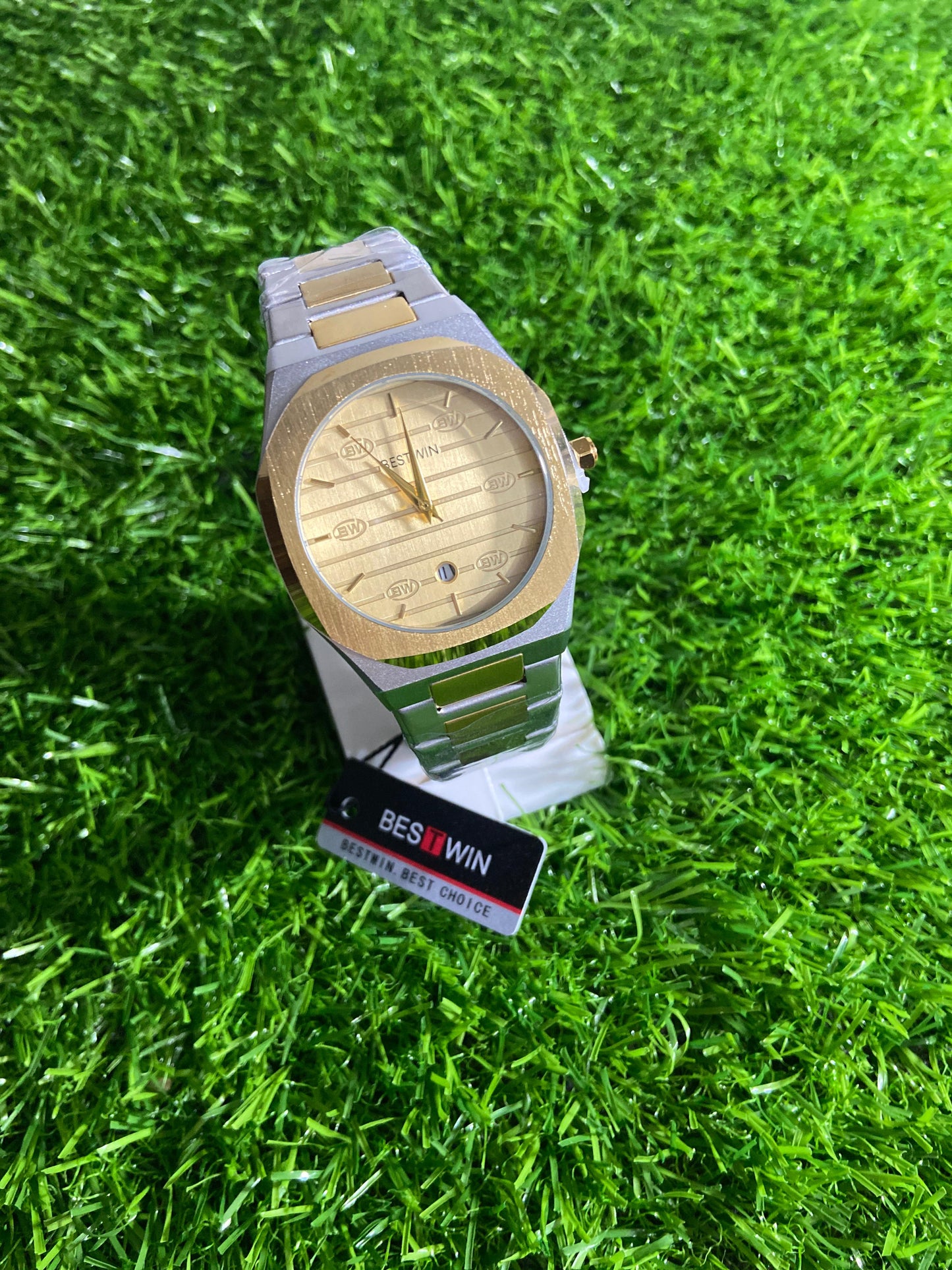 Dual Glare – BESTWIN Golden Prism Dial Edition