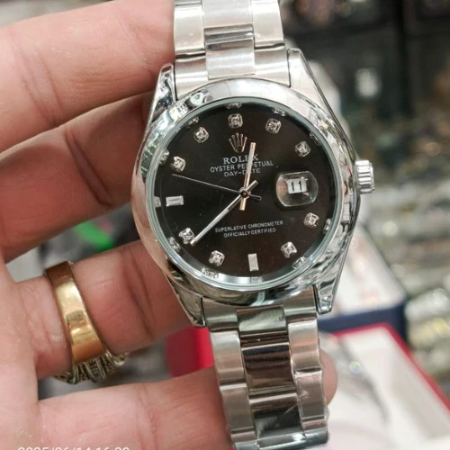 Rolex Oyster Perpetual Datejust Gold – Luxury Watch - Image 7